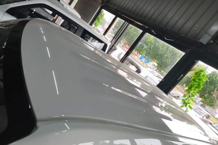 Used Livan Blue Balloon 2025 Model Dynamic Version Roof