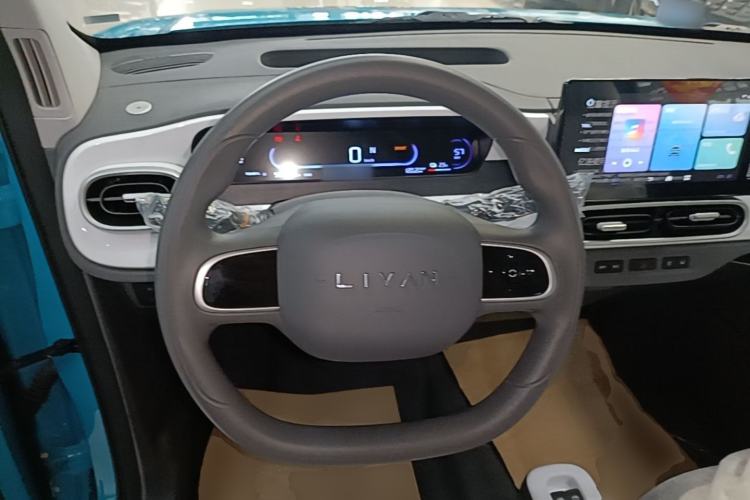 Used Livan Blue Balloon 2025 Model Dynamic Version Steering Wheel