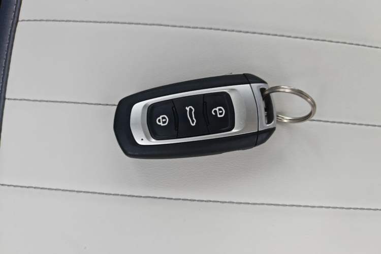 Used Livan Blue Balloon 2025 Model Dynamic Version Vehicle Key