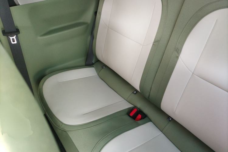 Used Livan Blue Balloon 2025 Model Dynamic Version Left Rear Seat
