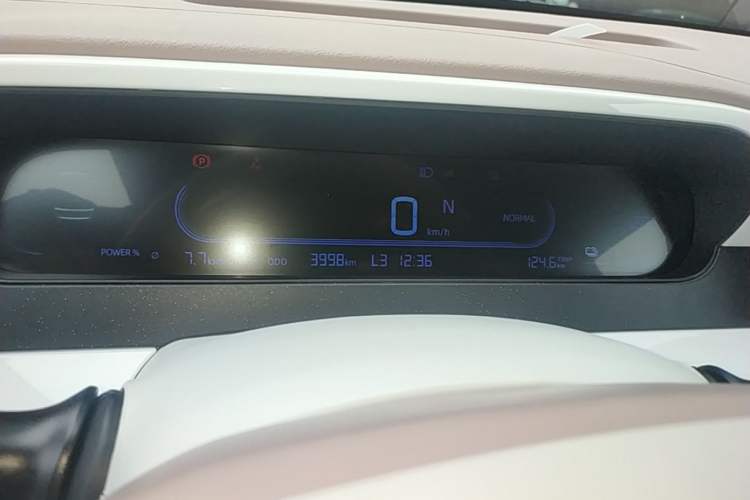 Used Livan Blue Balloon 2025 Model Dynamic Version Instrument Cluster