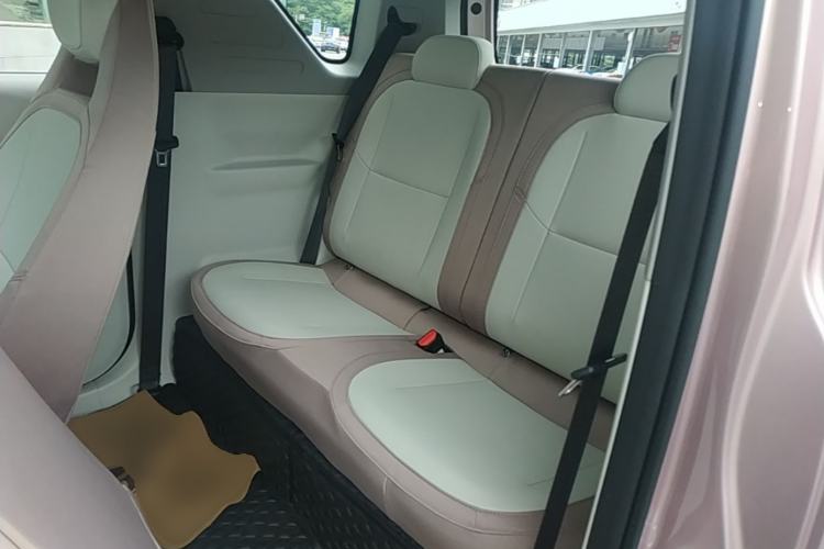 Used Livan Blue Balloon 2025 Model Dynamic Version Left Rear Seat