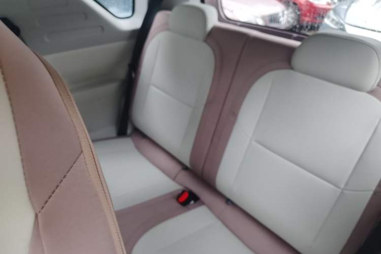 Used Livan Blue Balloon 2025 Model Enjoyment Version Left Rear Seat