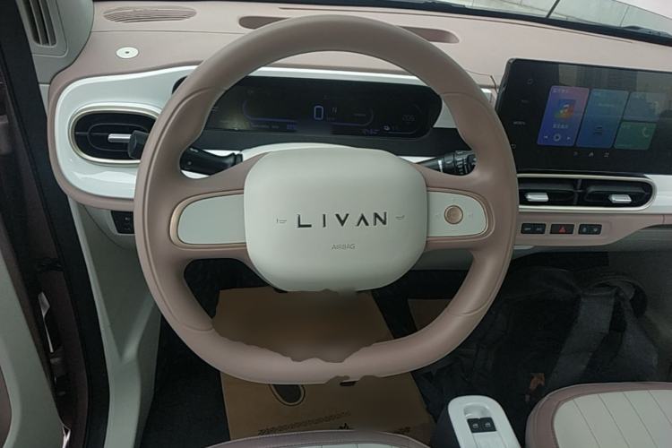 Used Livan Blue Balloon 2025 Model Dynamic Version Steering Wheel