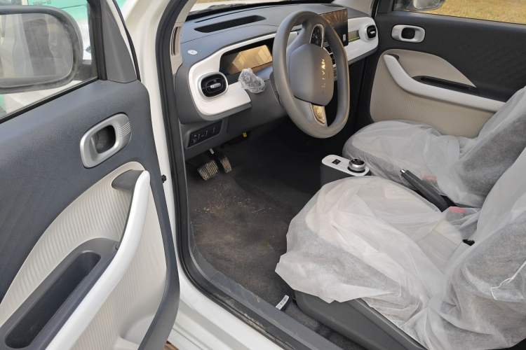 Used Livan Blue Balloon 2025 Model Dynamic Version Driver Seat