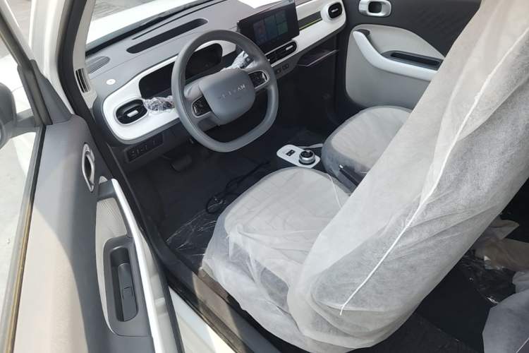 Used Livan Blue Balloon 2025 Model Dynamic Version Driver Seat