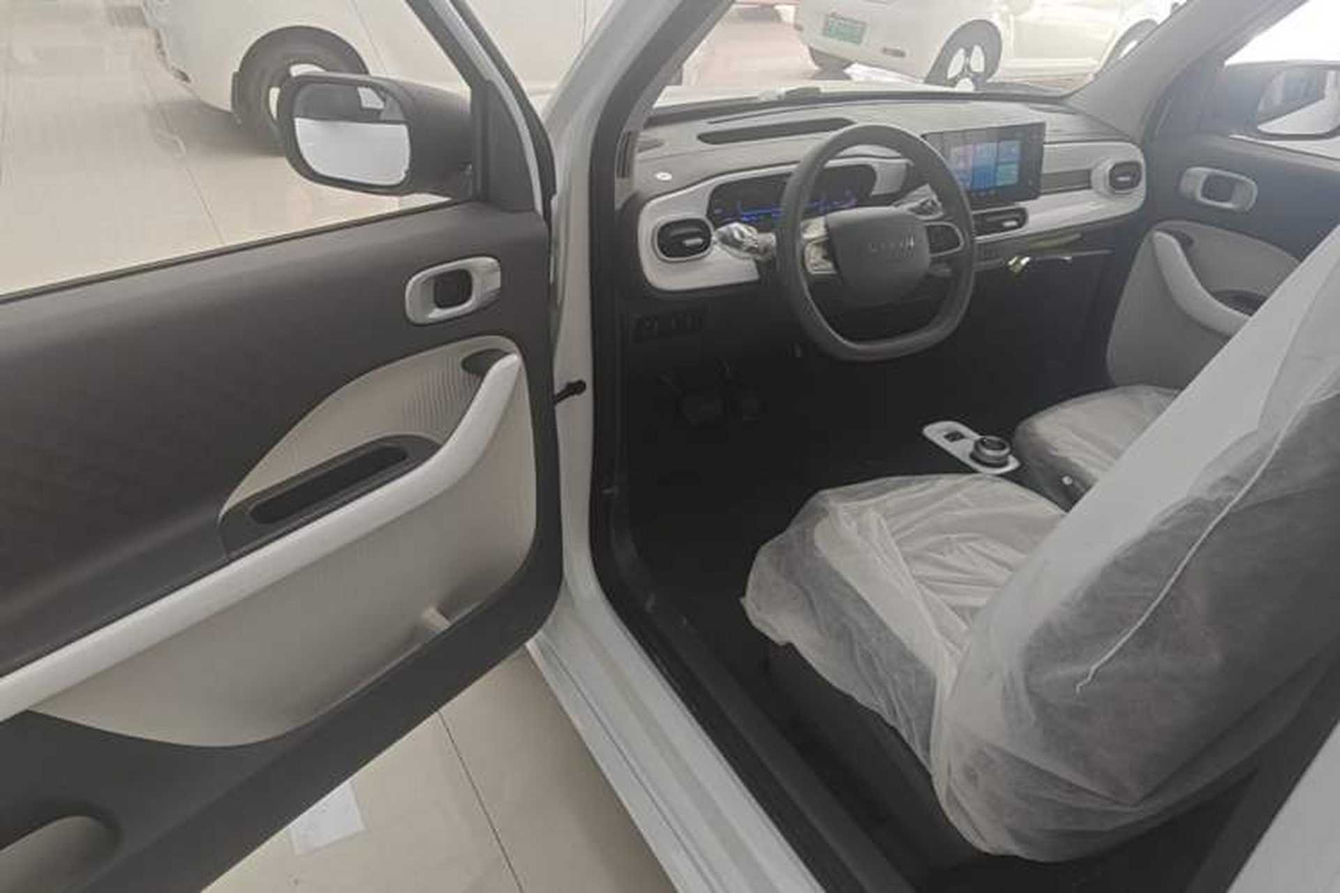 Used Livan Blue Balloon 2025 Model Dynamic Version Driver Seat