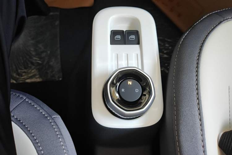 Used Livan Blue Balloon 2025 Model Dynamic Version Gear Lever