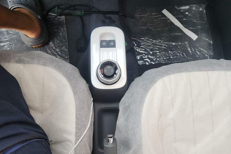 Used Livan Blue Balloon 2025 Model Dynamic Version Gear Lever