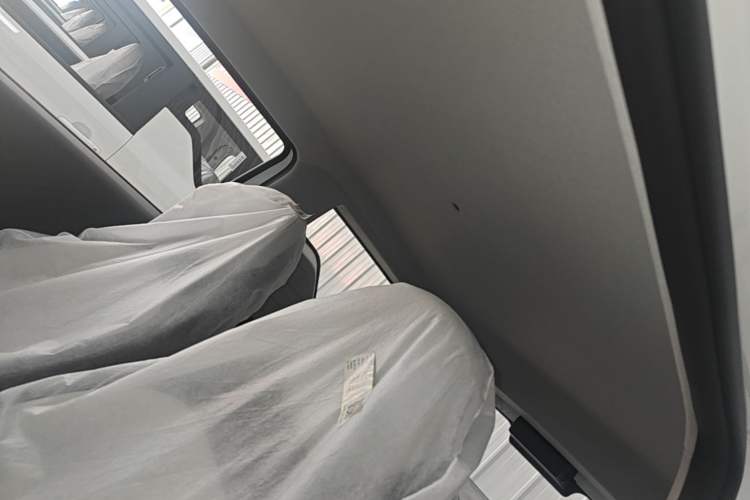 Used Livan Blue Balloon 2025 Model Dynamic Version Headliner