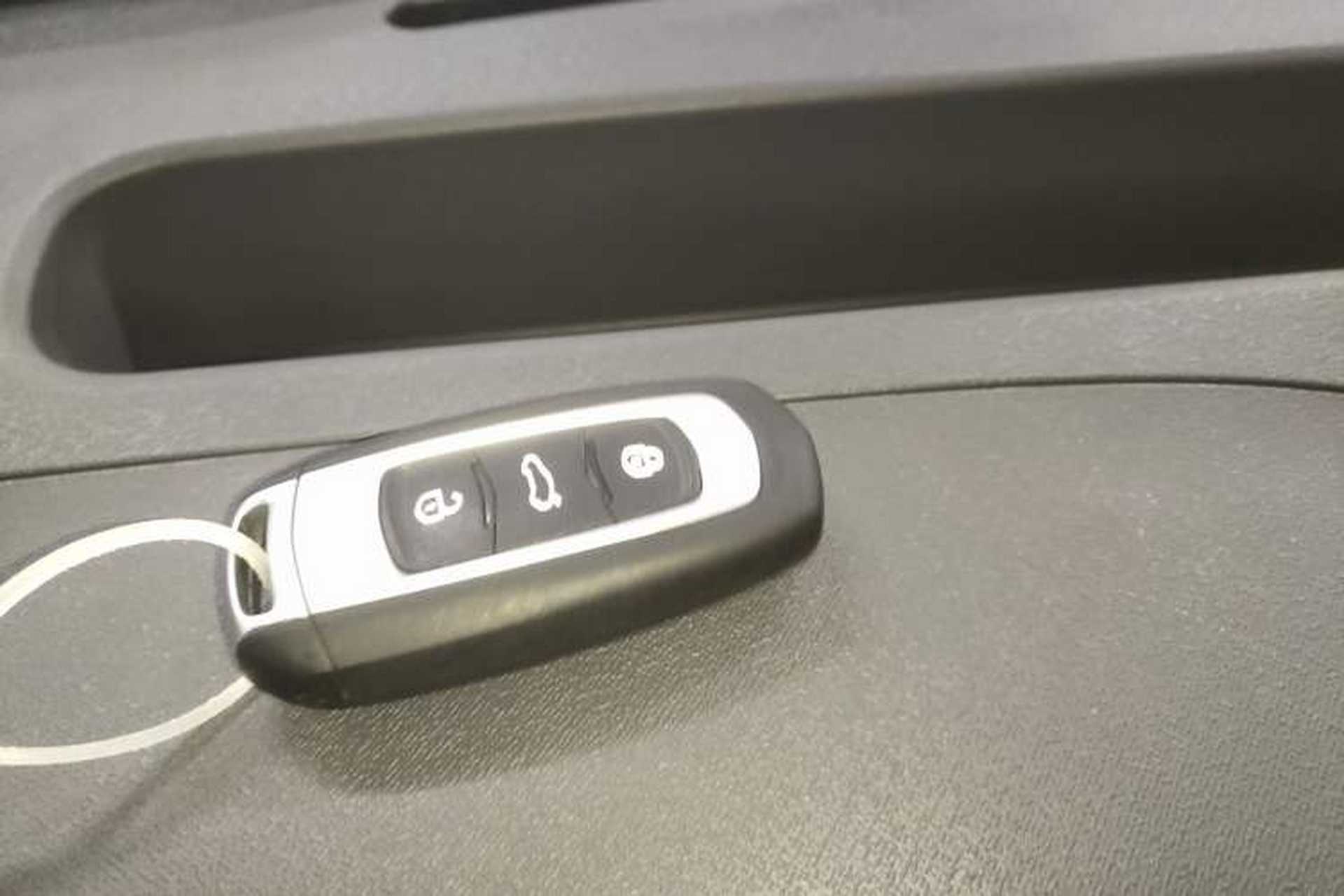 Used Livan Blue Balloon 2025 Model Dynamic Version Interior 1
