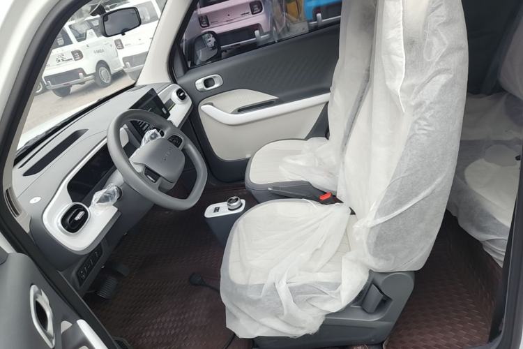 Used Livan Blue Balloon 2025 Model Dynamic Version Left Front Seat