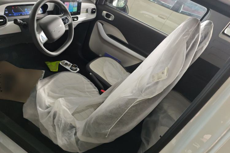 Used Livan Blue Balloon 2025 Model Dynamic Version Left Front Seat
