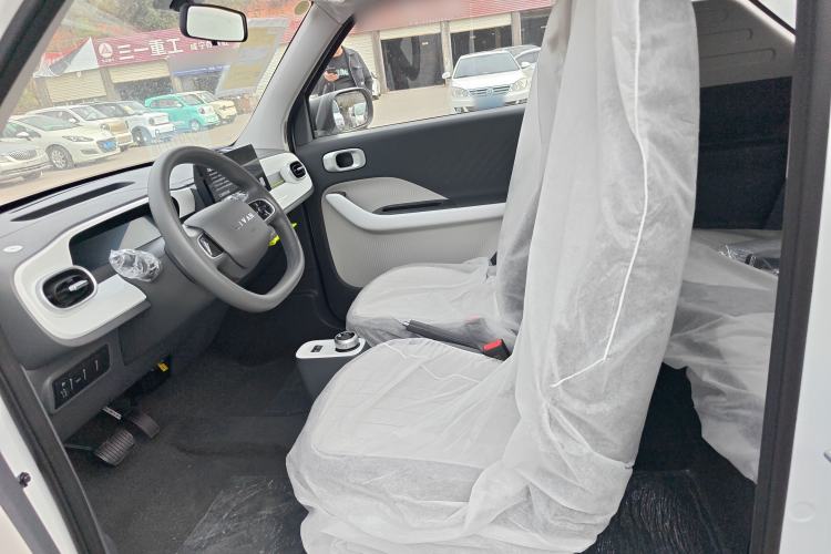 Used Livan Blue Balloon 2025 Model Dynamic Version Left Front Seat