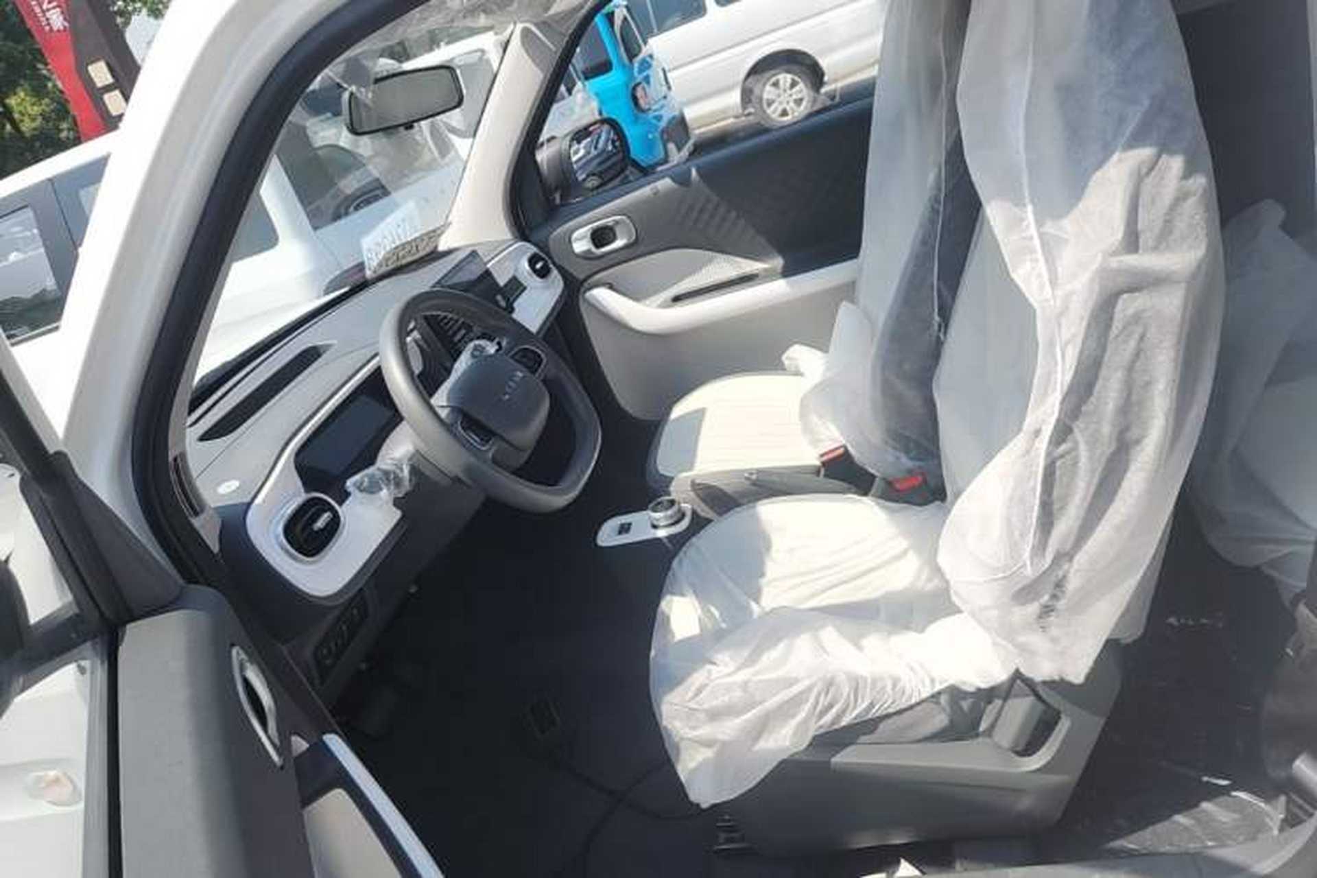 Used Livan Blue Balloon 2025 Model Dynamic Version Left Front Seat