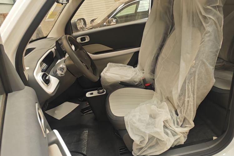 Used Livan Blue Balloon 2025 Model Dynamic Version Left Front Seat