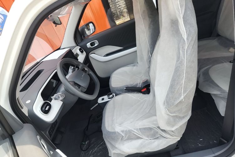 Used Livan Blue Balloon 2025 Model Dynamic Version Left Front Seat