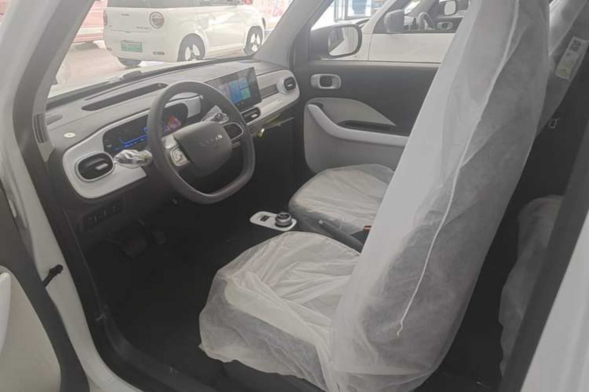 Used Livan Blue Balloon 2025 Model Dynamic Version Left Front Seat