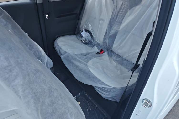 Used Livan Blue Balloon 2025 Model Dynamic Version Left Rear Seat