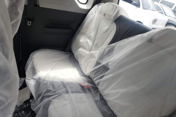 Used Livan Blue Balloon 2025 Model Dynamic Version Left Rear Seat