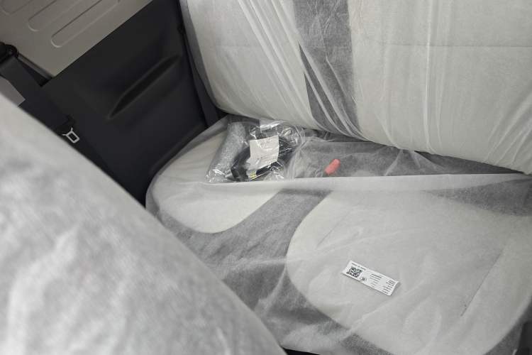 Used Livan Blue Balloon 2025 Model Dynamic Version Left Rear Seat
