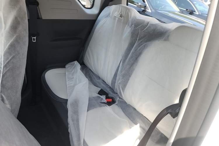 Used Livan Blue Balloon 2025 Model Dynamic Version Left Rear Seat