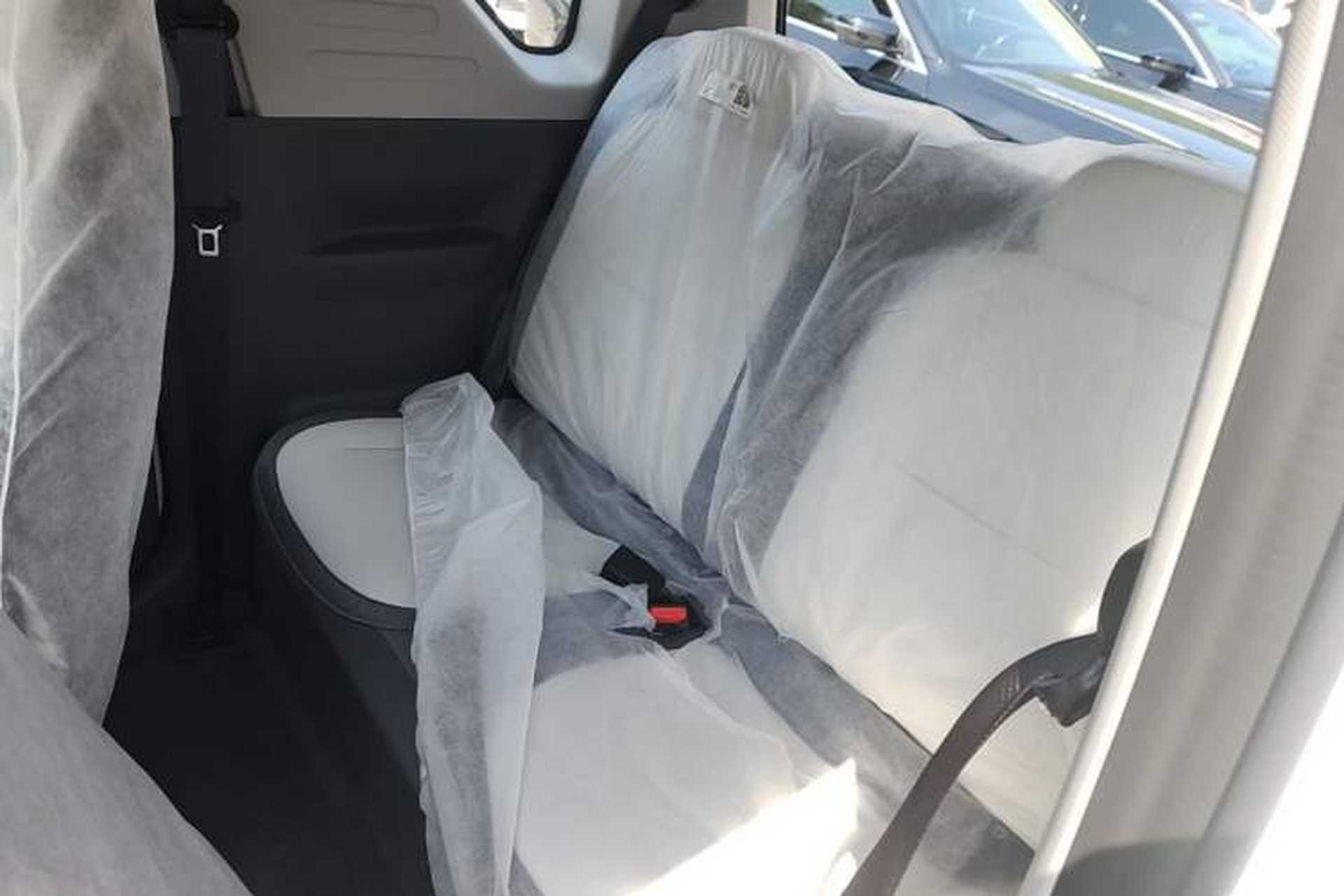 Used Livan Blue Balloon 2025 Model Dynamic Version Left Rear Seat