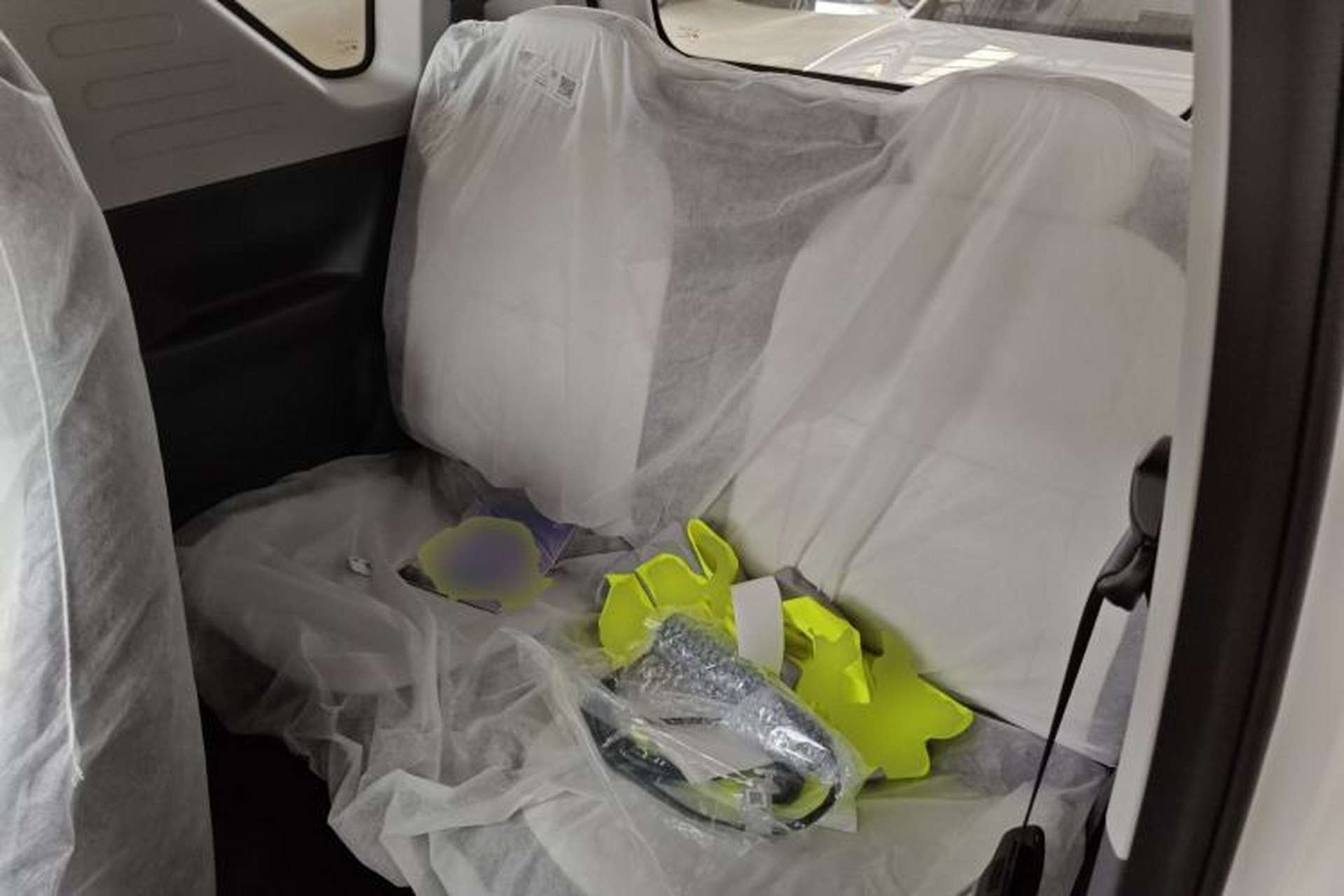 Used Livan Blue Balloon 2025 Model Dynamic Version Left Rear Seat