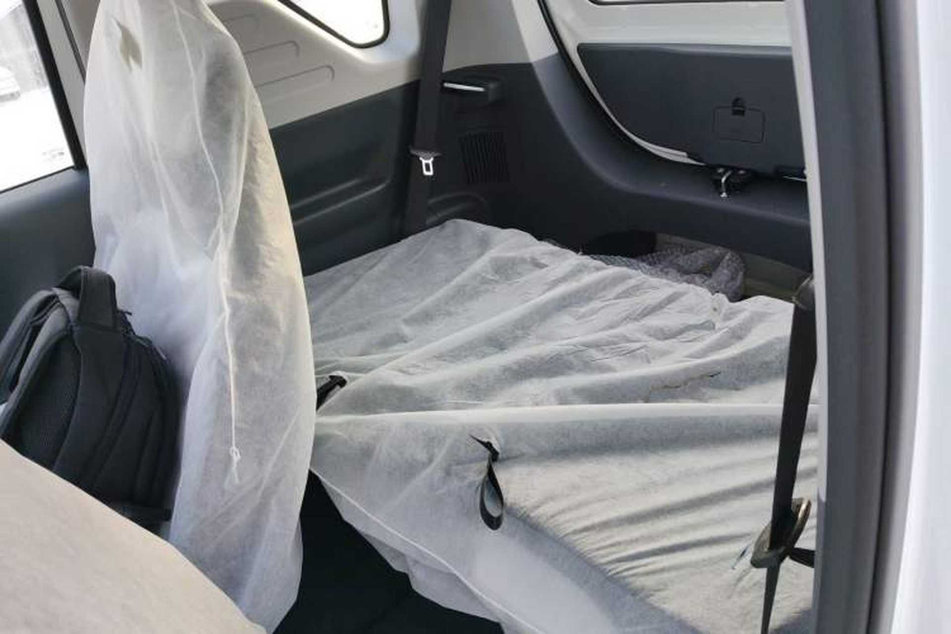 Used Livan Blue Balloon 2025 Model Dynamic Version Left Rear Seat