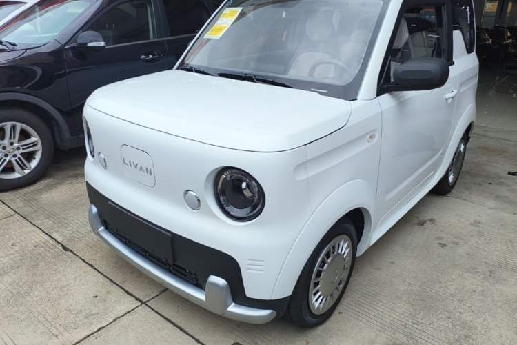 Used Livan Blue Balloon 2025 Model Dynamic Version Guazi used car, China used car export, Used car for sale, Used Livan cars, Cheapest cars for sale, Electric vehicle, New energy car