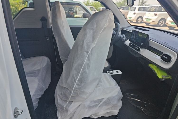 Used Livan Blue Balloon 2025 Model Dynamic Version Right Front Seat