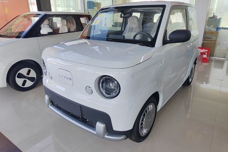 Used Livan Blue Balloon 2025 Model Dynamic Version Guazi used car, China used car export, Used car for sale, Used cars, Cheapest cars for sale