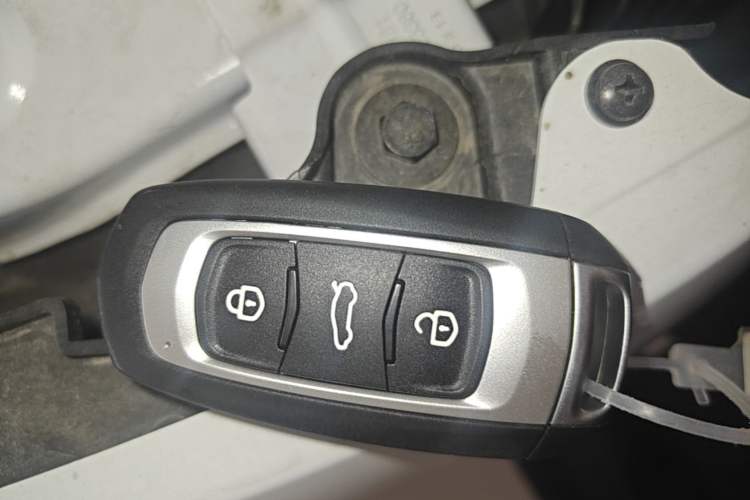 Used Livan Blue Balloon 2025 Model Dynamic Version Vehicle Key