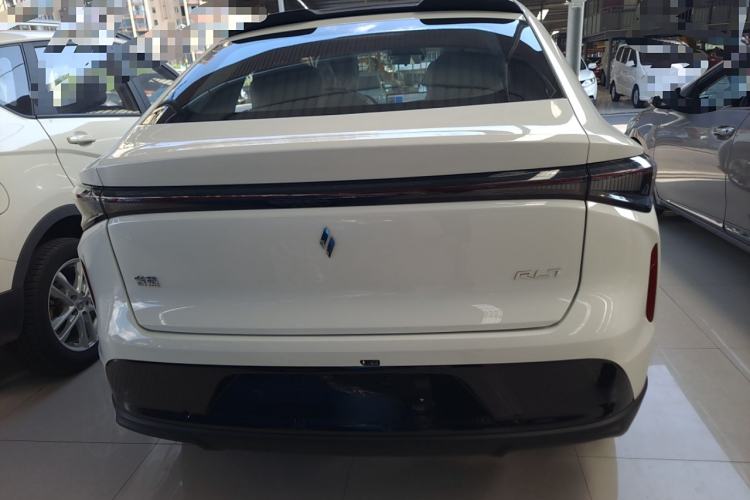 Used Livan 7 2024 450 km Business Glory Edition Exterior 4