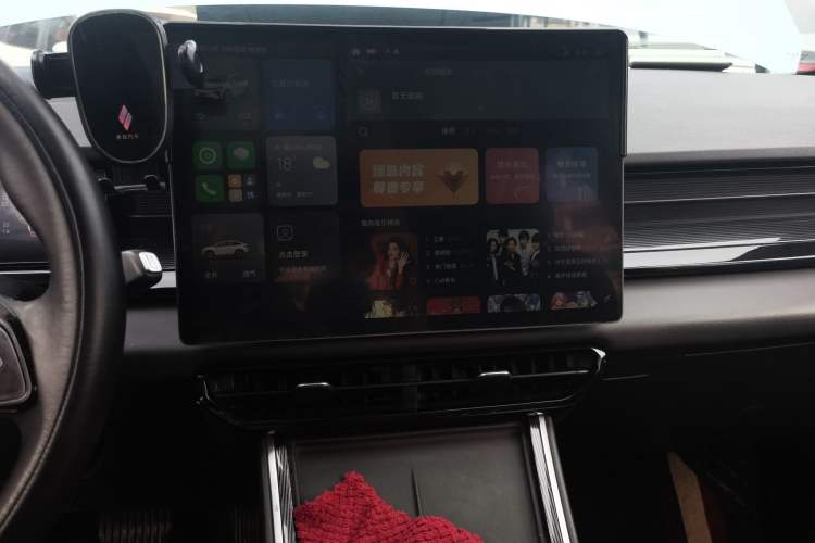 Used Livan 7 2023 450km Chiyue Audio And AC Panel