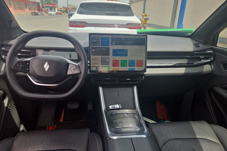 Used Livan 7 2023 450km Chiyue Center Console