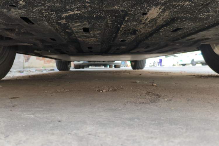 Used Livan 7 2023 605 km ZHU FENG Chassis Front
