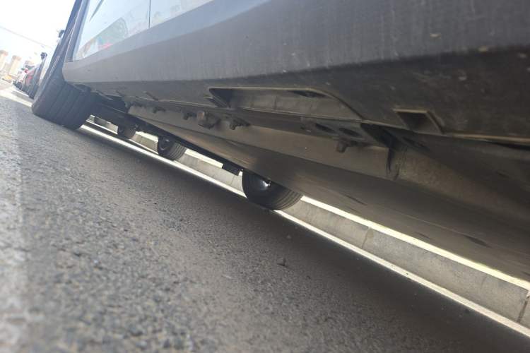 Used Livan 7 2023 450km Chiyue Chassis Rear Left