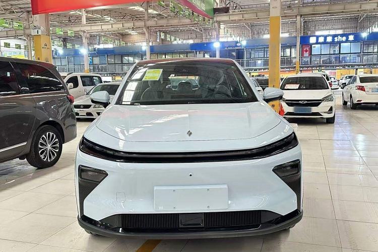 Used Livan 7 2023 450km Chiyue Exterior 1