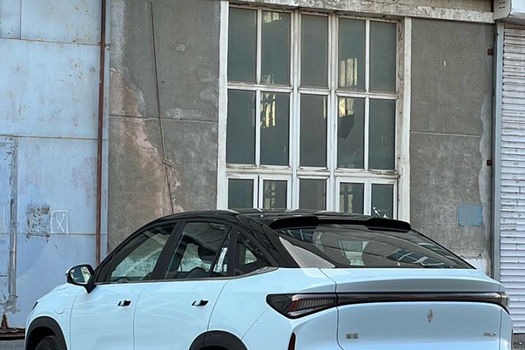 Used Livan 7 2023 605 km ZHU FENG Exterior 2