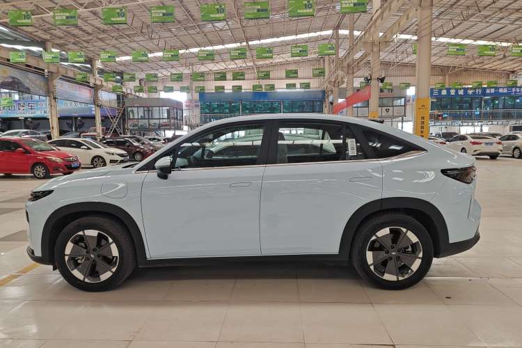 Used Livan 7 2023 450km Chiyue Exterior 3