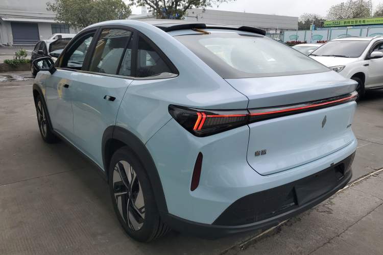 Used Livan 7 2023 605km Hunter Light Exterior 3