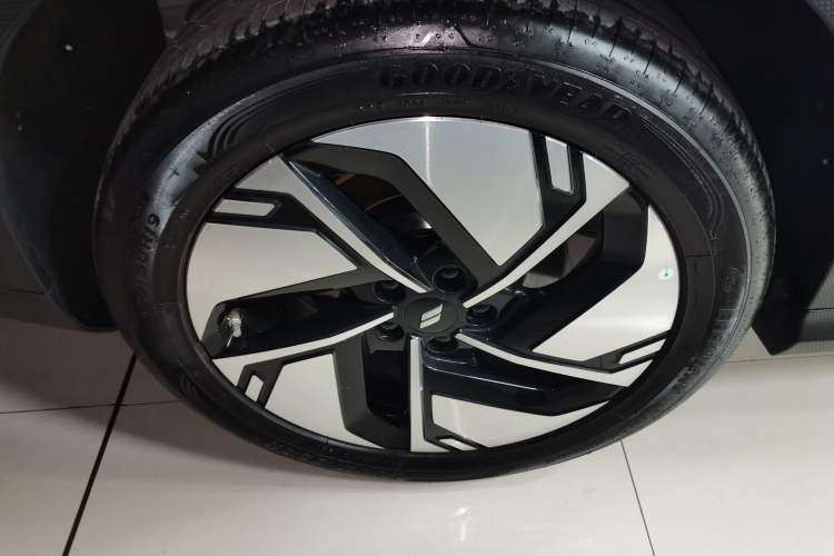 Used Livan 7 2023 450km Chiyue Exterior 3