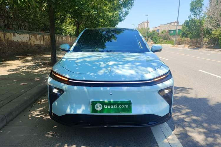 Used Livan 7 2023 605 km ZHU FENG Front