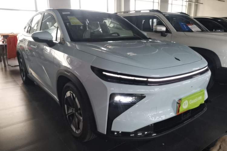 Used Livan 7 2023 450km Chiyue Front Right 45 Deg