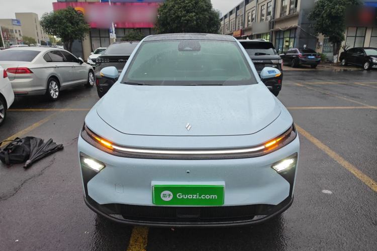 Used Livan 7 2023 605 km ZHU FENG Front