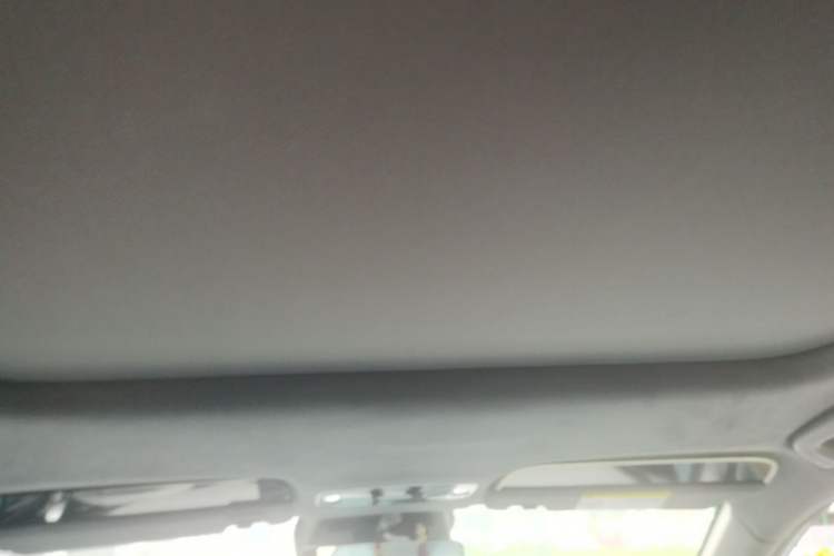 Used Livan 7 2023 605km Hunter Light Headliner