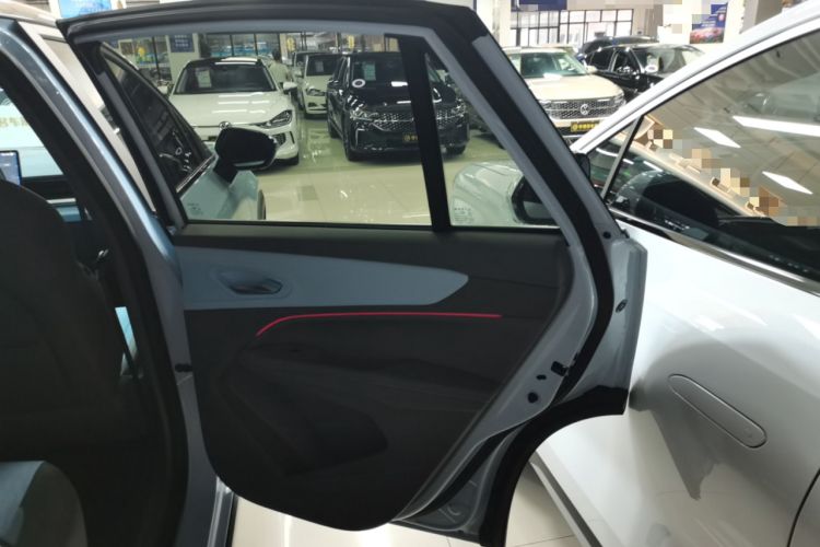 Used Livan 7 2023 450km Chiyue Interior 6