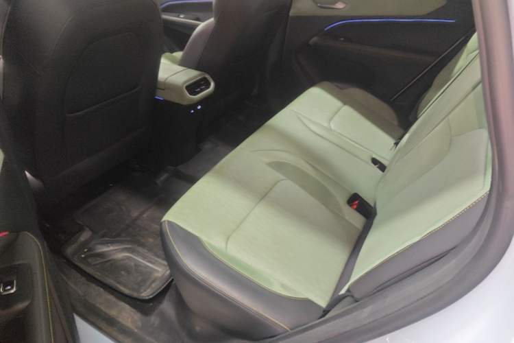Used Livan 7 2023 605km Hunter Light Left Rear Seat