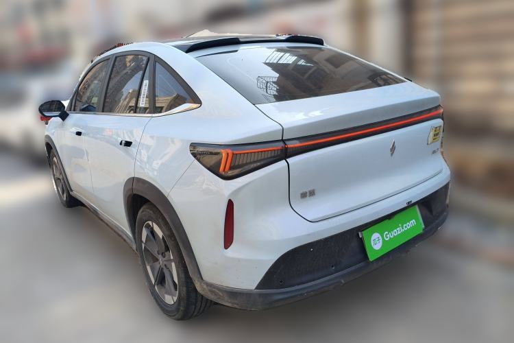 Used Livan 7 2023 605 km ZHU FENG Rear Left 45 Deg